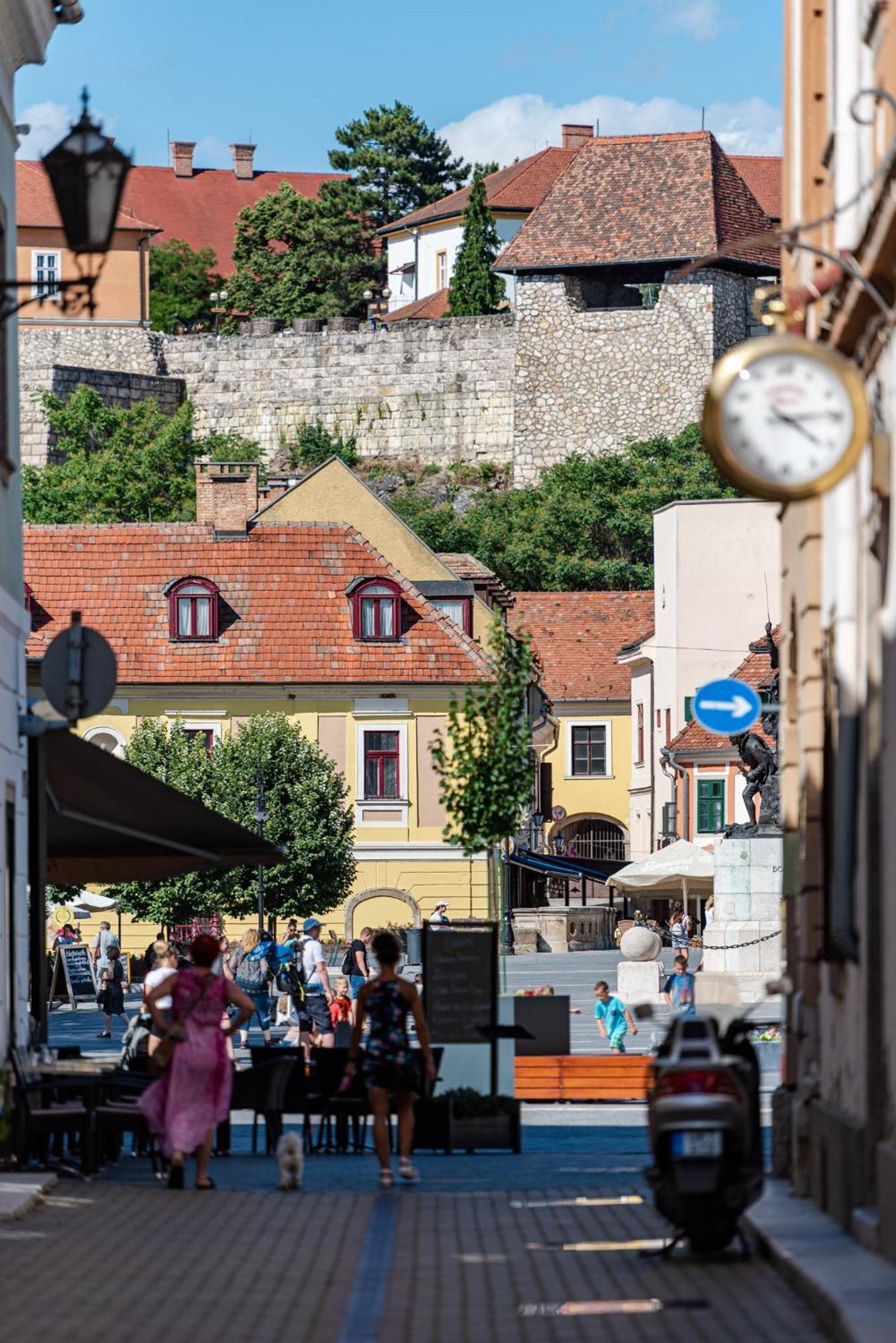 Eger Tower View Apartment Εξωτερικό φωτογραφία
